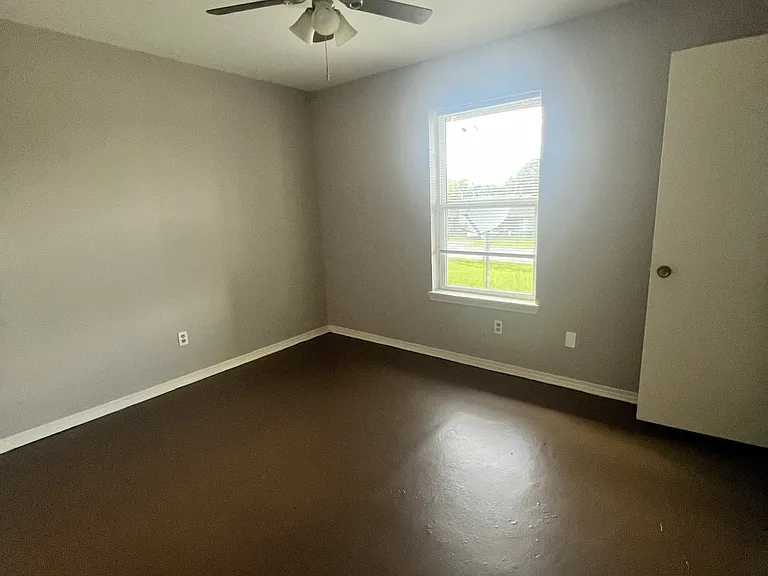 3753 Oak Hill Dr — Photo 4
