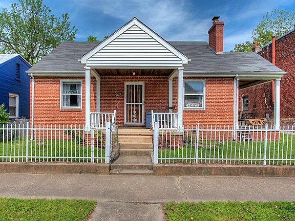 2nd image of 3022 Grayland Ave