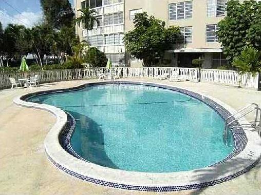 2nd image of 1475 NE 125th Ter APT 202A