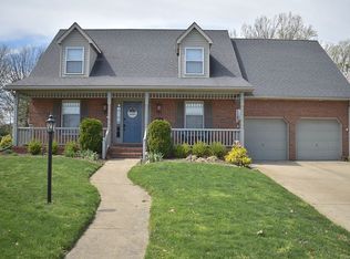 5755 Fiesta Dr, Newburgh, IN 47630