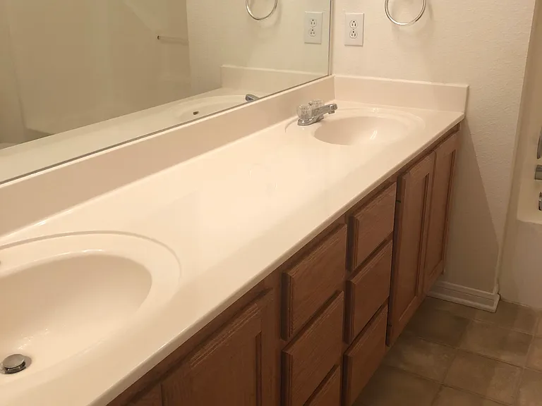 1724 Rock Hollow Loop — Photo 11