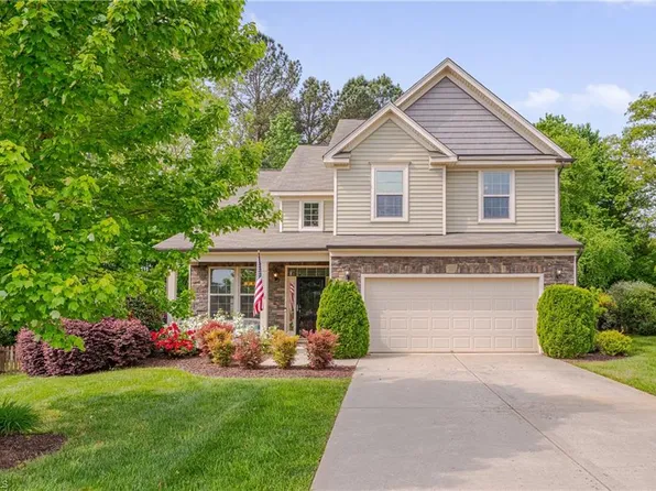 504 Applecross Dr, Mebane, NC 27302