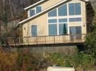 112 Demarest Rd, Bloomingdale, NJ 07403