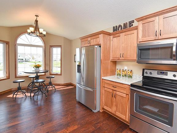 3rd image of 450 24th Ln SE