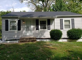 417 Crawford Rd, Saint Louis, MO 63137