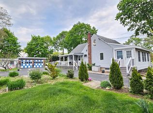 205 Nelson St, Hauppauge, NY 11788
