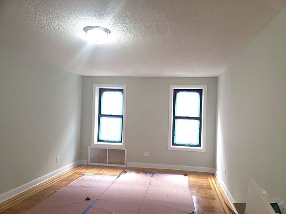 4th image of 150 E 19th St APT 1H