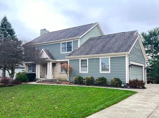 2552 Driftwood Ct, Lewis Center, OH 43035
