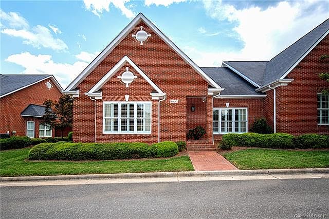 1st image of 1800 Warrington Pl