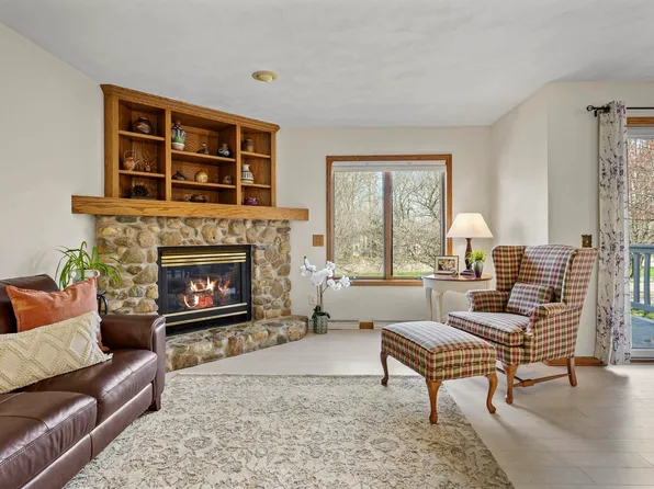 821 N Gammon Rd, Madison, WI 53717
