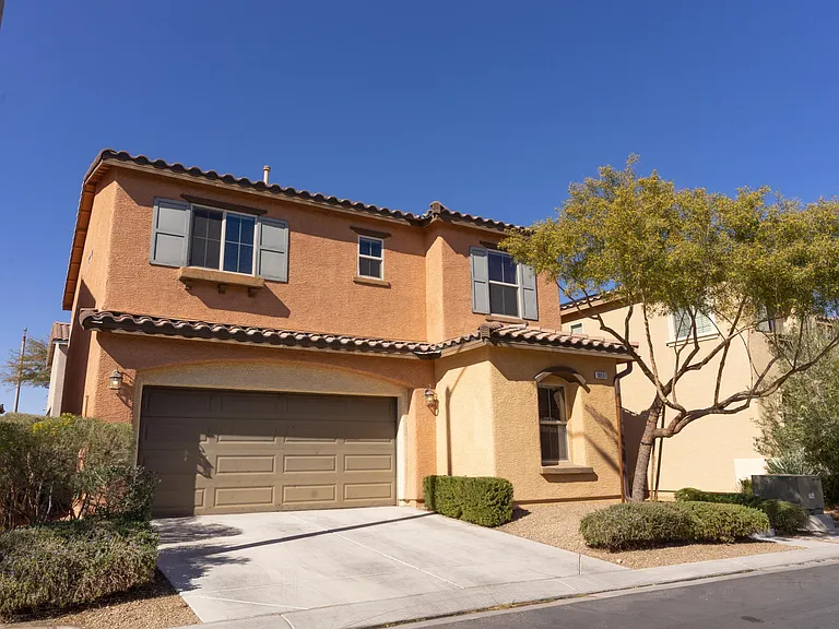 10551 Snow Lake St — Photo 25