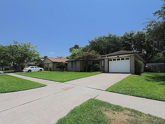 4th image of 2709 Jeb Stuart Dr