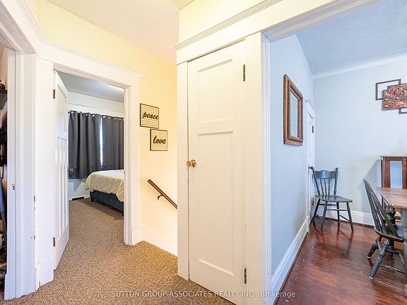 5th image of 59 Cherry St