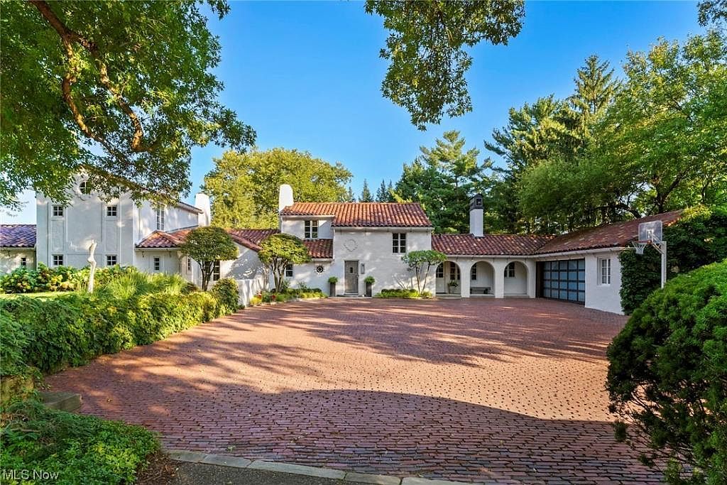 5252 Peninsula Dr NW, Canton, OH 44718 Zillow