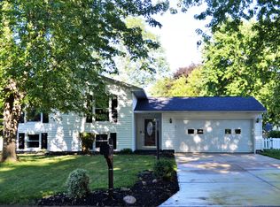 2716 Sweetbriar Dr, Sandusky, OH
