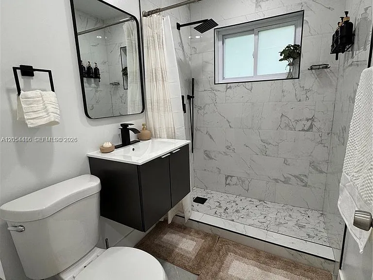 22258 Beverly Ave — Photo 12