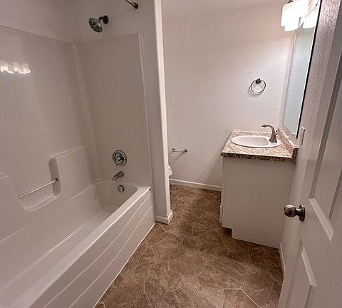 5th image of 1625 10th Ave E #1-204-1