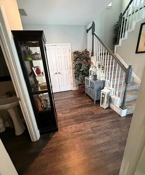 102 Grinnell Pl — Photo 7