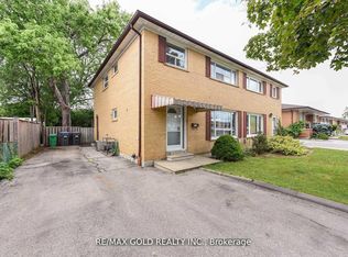 3507 Laddie Cres, Mississauga, ON L4T 1N2