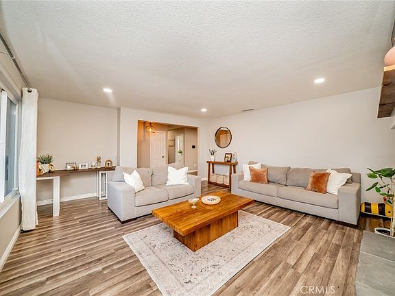 4th image of 4659 Crestview Dr