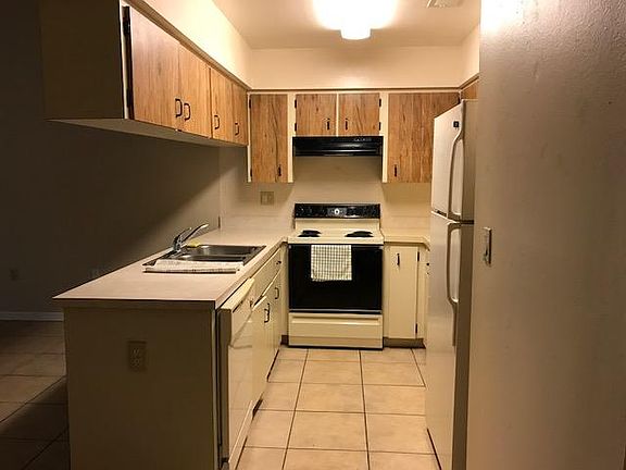 5th image of 278 Cobalt Dr