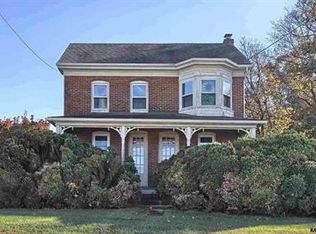 2633 Stoverstown Rd, Spring Grove, PA 17362