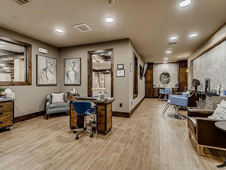1196 T L Townsend Drive-large-007-008-Interior-1500x1000-72dpi