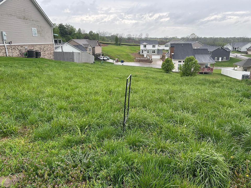 1st image of 108 Dorset Ln