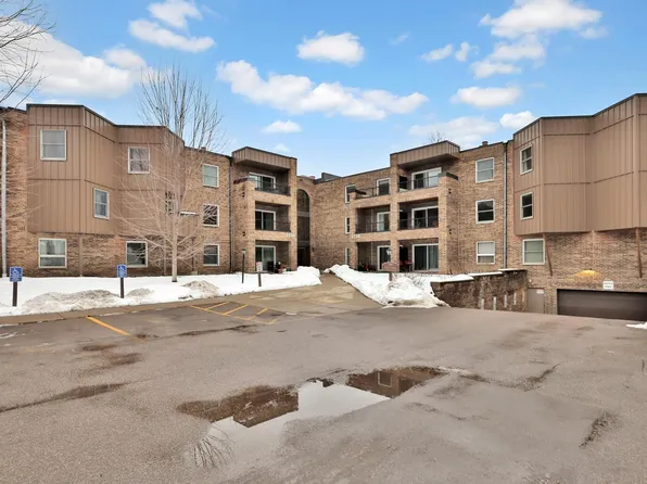 2220 Midland Grove Rd APT 206, Roseville, MN 55113