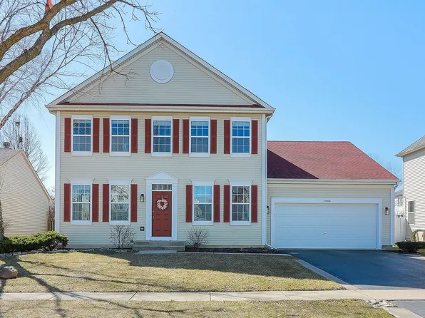 2906 Culver Ln, West Chicago, IL 60185