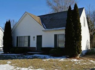 1036 Bedford Woods Dr, Toledo, OH 43615
