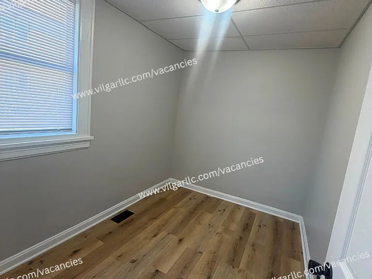 5035 Tod Ave — Photo 12