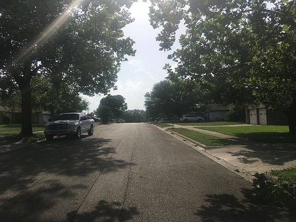 4th image of 1206 Alta Mira Dr