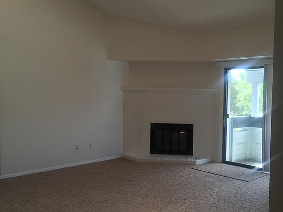 Vaulted ceilings/ balcony