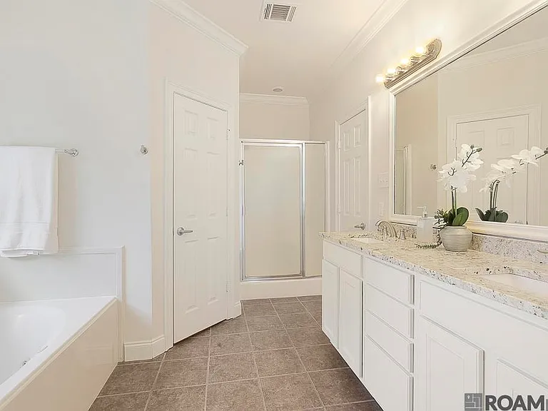 22782 Greencliff Dr — Photo 15