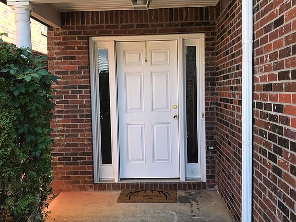 5th image of 165 Rankin Cir