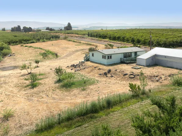 851 Pletke Rd, Tieton, WA 98947