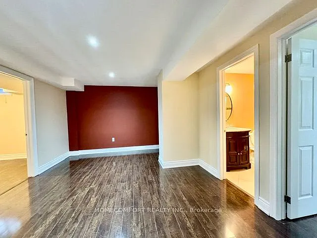 122 A Clarendon Dr #BASEMENT — Photo 8