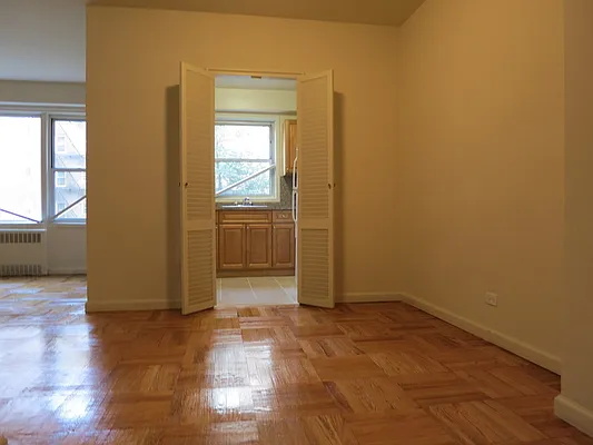 Sold by Atlantic Management Co Inc | media 11