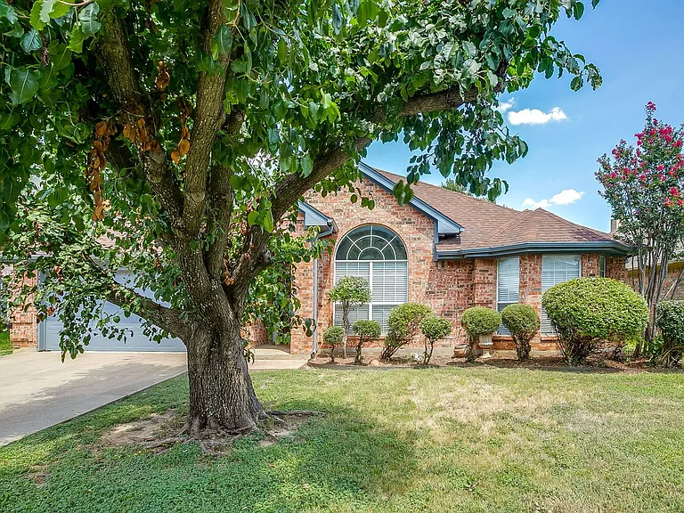 7617 Blossom Dr — Photo 4