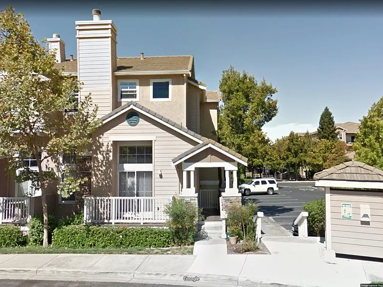 4849 Mangrove Dr — Photo 1