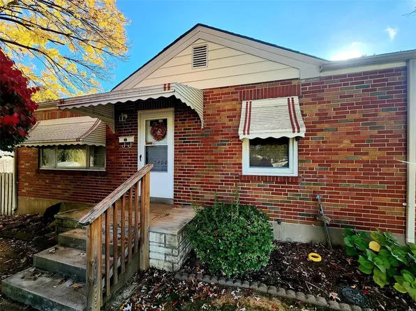 3400 Saint Martin Ln, Saint Ann, MO 63074