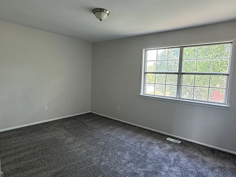 1479 Harford Square Dr — Photo 8