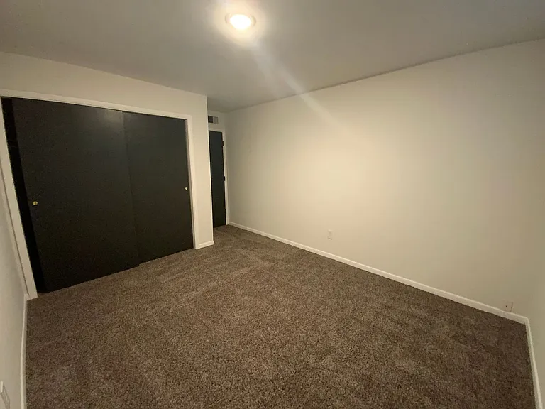 Library Place Apartments — Photo 13
