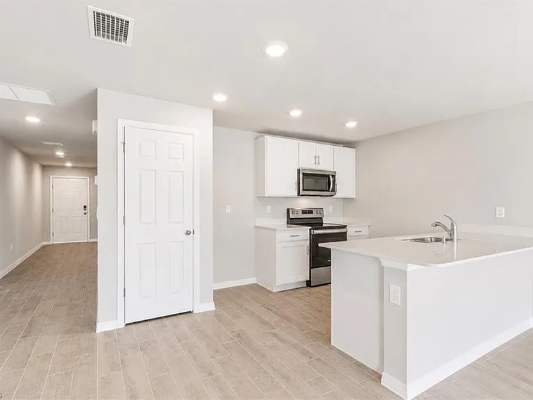 8030 Olive Cir — Photo 4