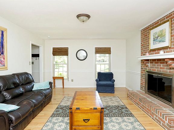 5th image of 3343 Mantilla Dr