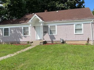2305 N Elmwood Ave, Peoria, IL