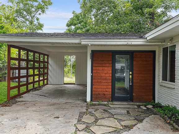 4th image of 2335 Hartline Dr