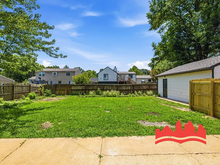 7243 Newling Ln — Photo 35