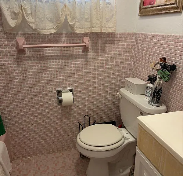 215 SE 3rd Ave #403 — Photo 5